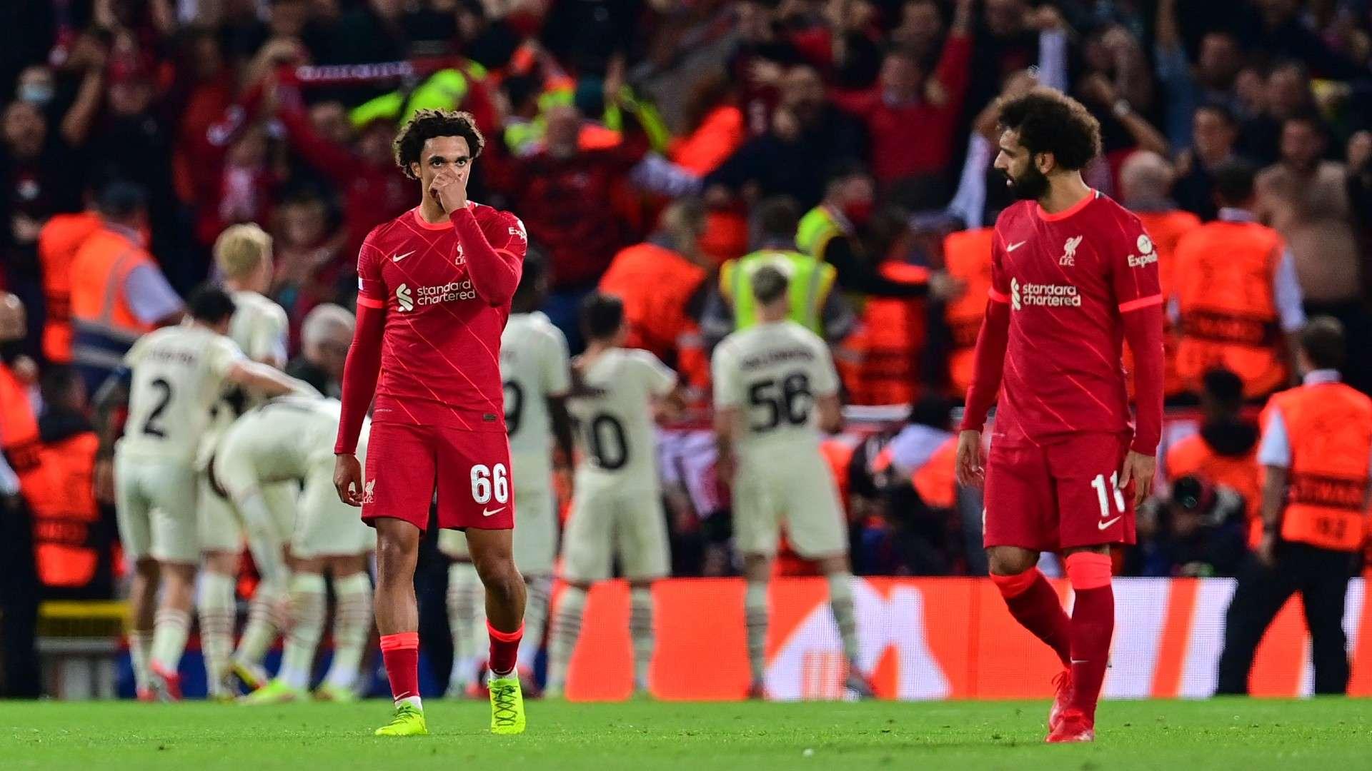 Liverpool nhận 2 bàn thua chóng vánh ở cuối hiệp 1