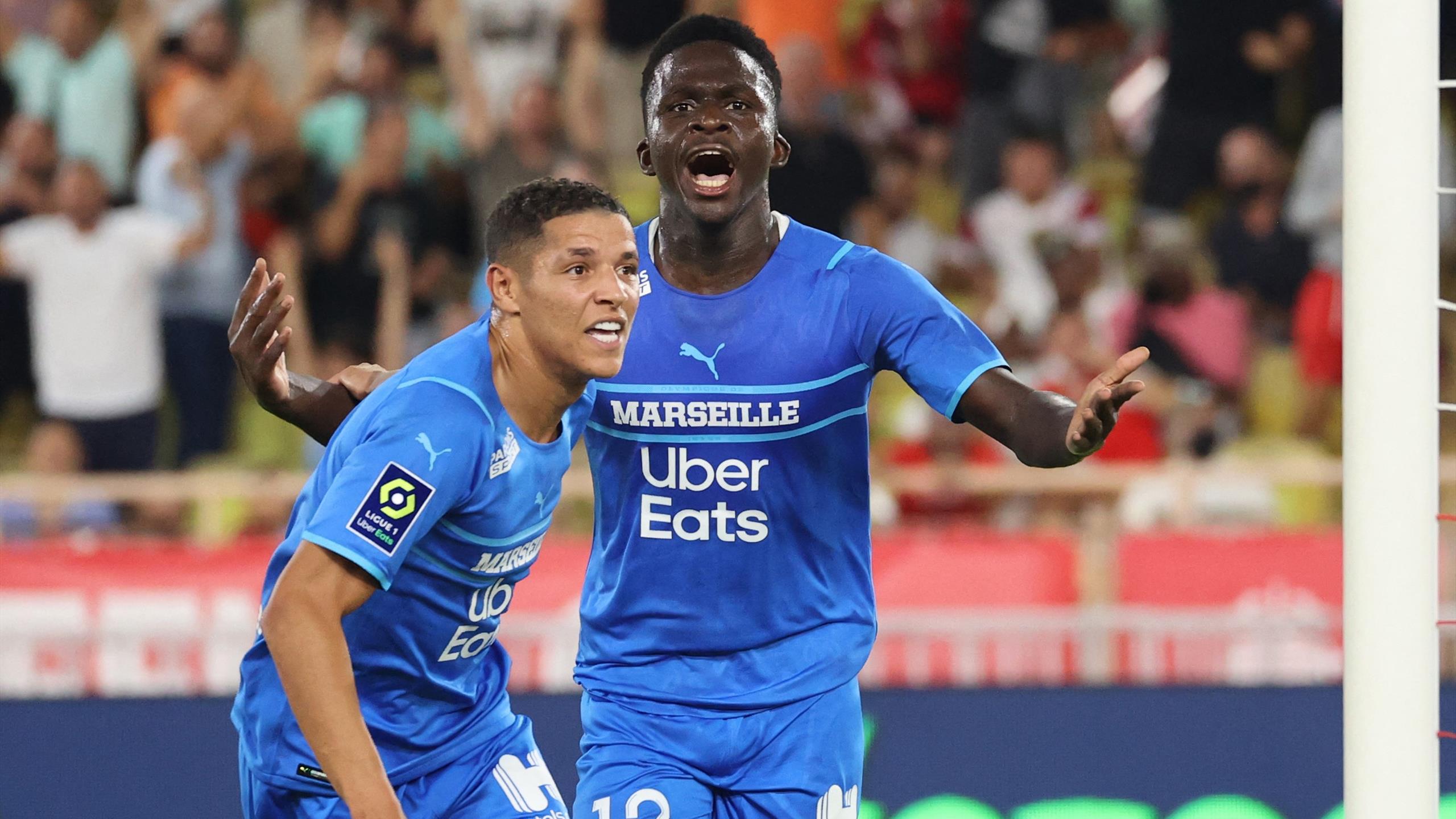 Marseille giành chiến thắng trước đối thủ với tỷ số 2-0