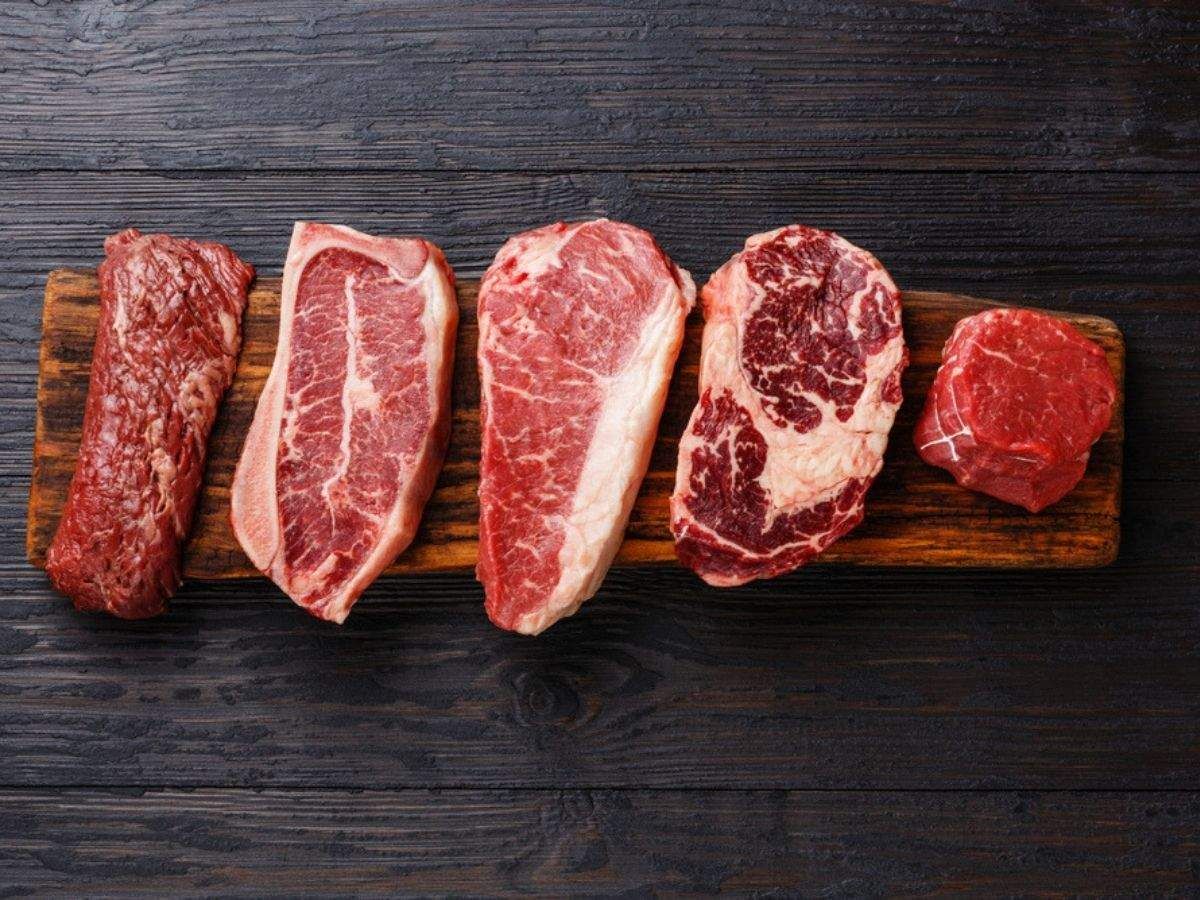 Thịt bò tươi giàu protein, vitamin và khoáng chất chất lượng cao giúp các vận động viên xây dựng cơ bắp và hoạt động tốt nhất