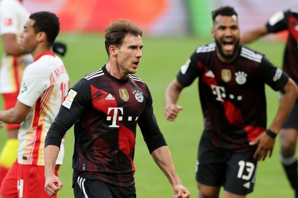 Bayern Munich đã chính thức giữ chân được tiền vệ Goretzka